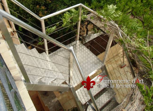 escalier quart tournant en aluminium à Toulon Var PACA